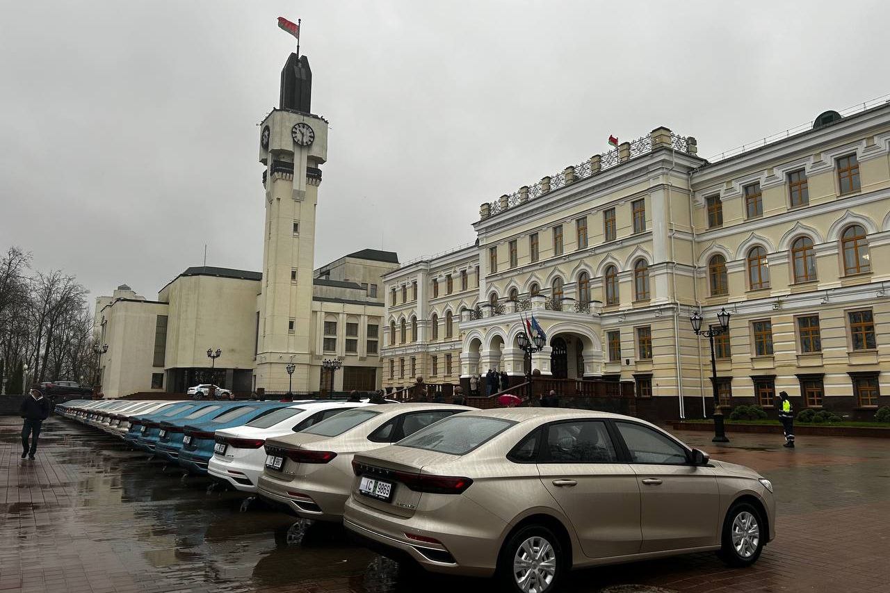 Автопарк Глубокской ЦРБ пополнили два новых автомобиля | Новости района |  Глубокский район | Глубокое | Новости Глубокого | Новости Глубокского  района | Глубокский райисполком